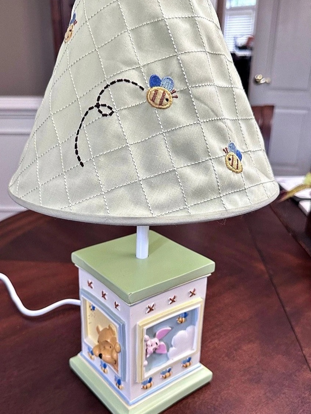 Vtg Disney Winnie the Pooh Nursery Lamp 3D Block Base Pooh Tigger Eeyore Piglet
